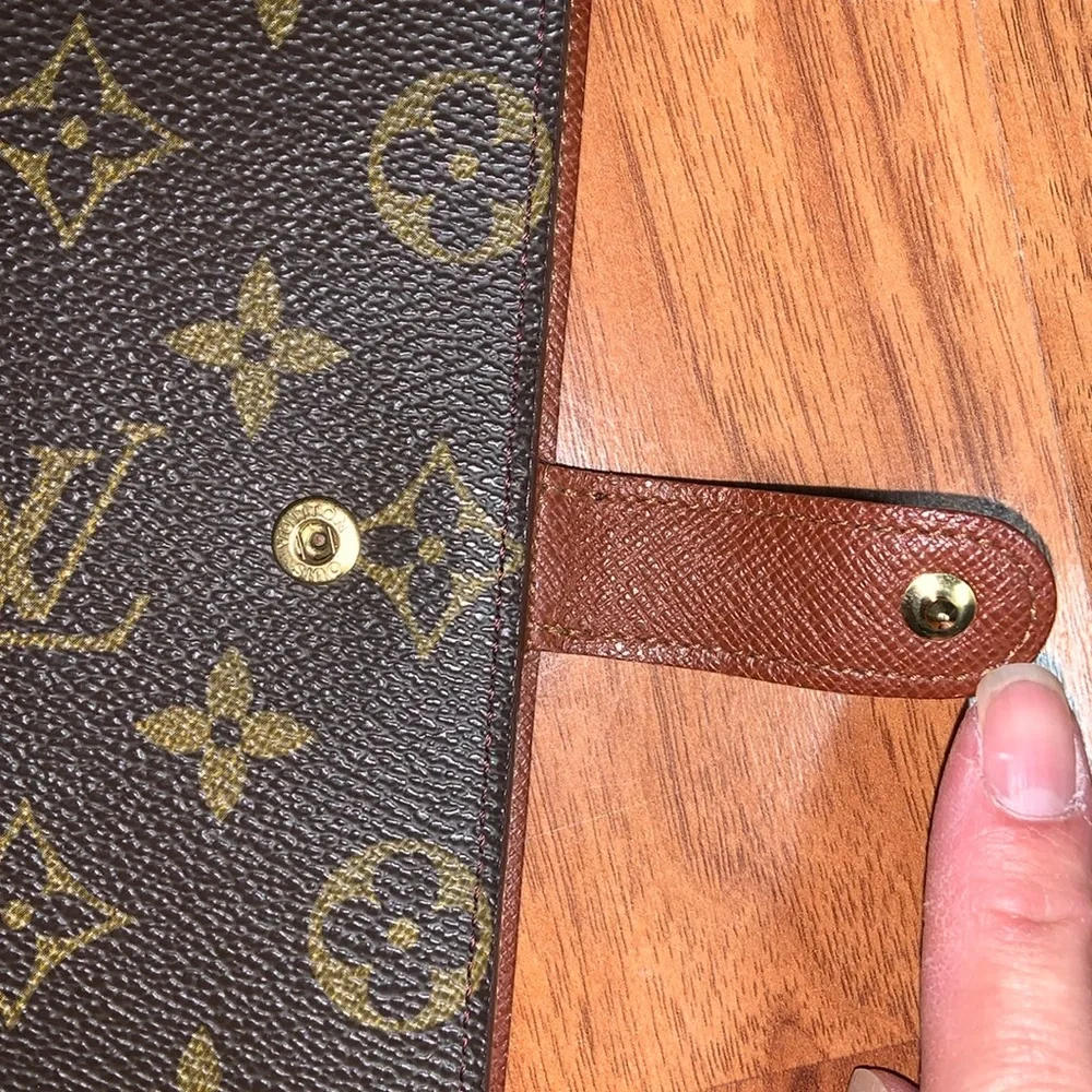 Authentic Louis Vuitton Small Ring Agenda Cover